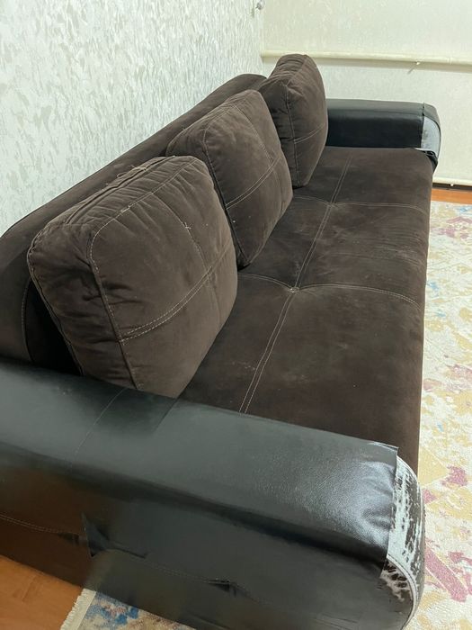 Диван сатылады, узындыгы 2 метр