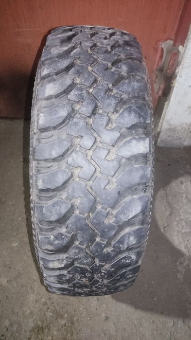 Продам комплект шин