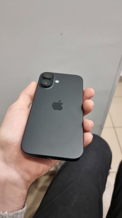 Iphone 16 Black 128 impecabil