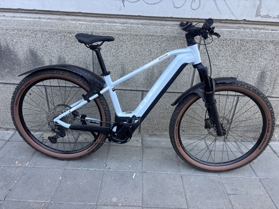 Електрически велосипед Cube reaction 29 цола