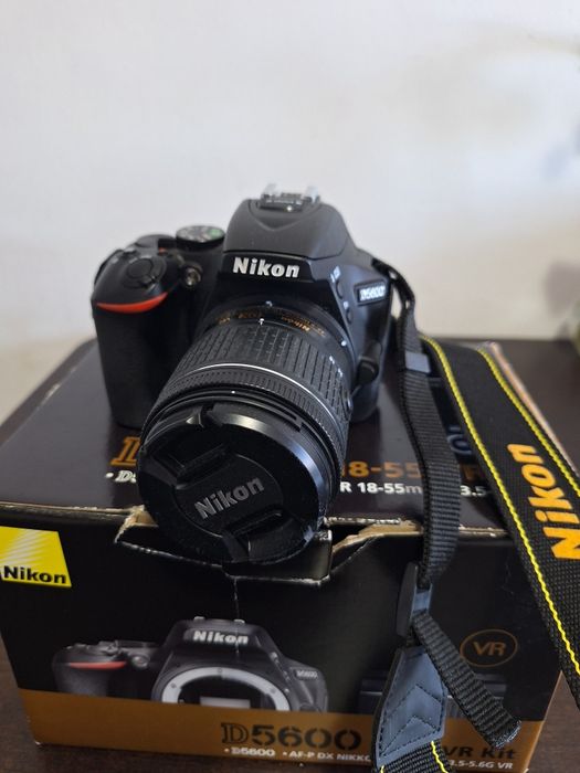 Aparat foto Nikon D 5600