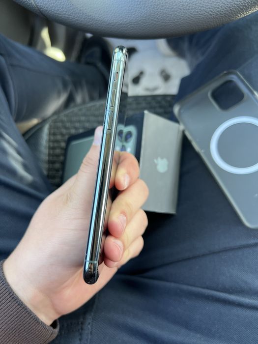 Iphone 11 pro  karobka bor
