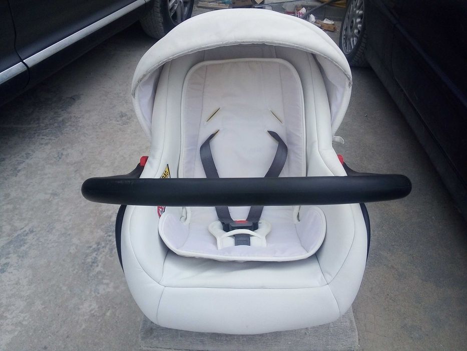 Детско столче 0-10кг. за автомобил