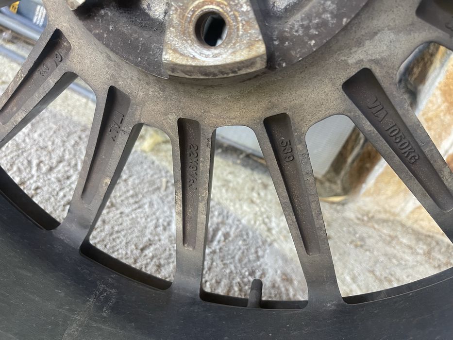 Джанти с гуми за Порше 295/30/22