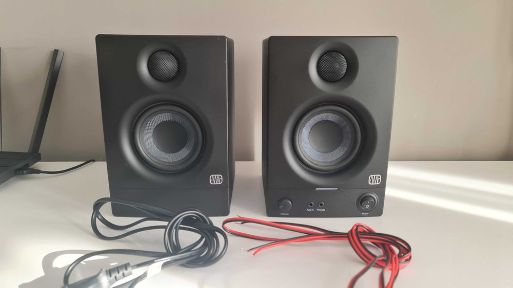 ЗАПАЗЕНО тонколони монитори PreSonus Eris 3.5, чисто нови