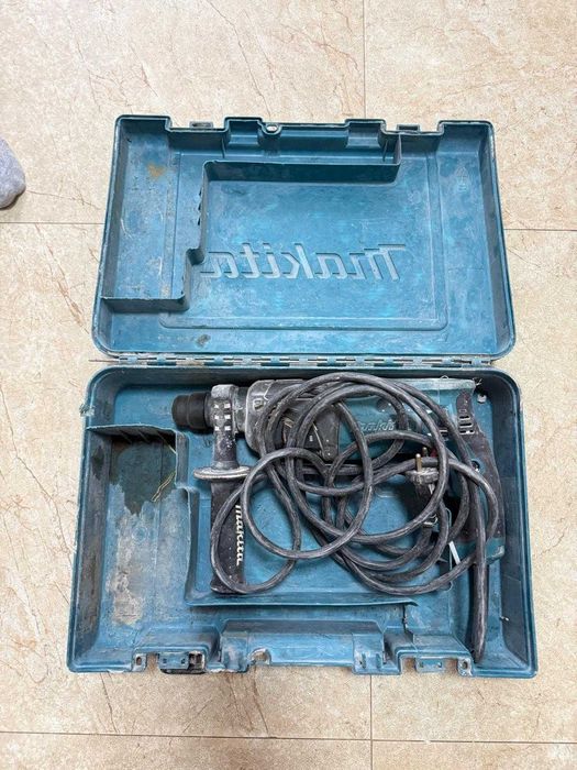 Ciocan rotopercutor Makita HR2460