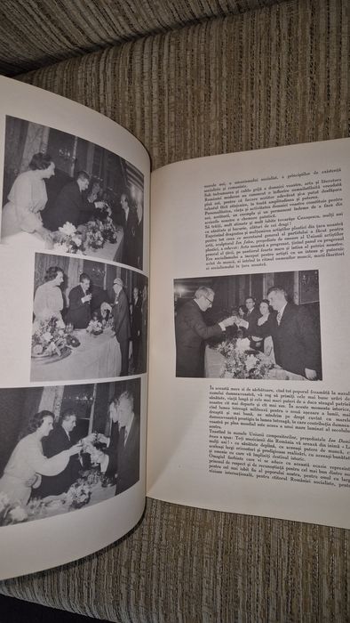 Carte veche românească perioada comunista Omagiu Nicolae Ceaușescu