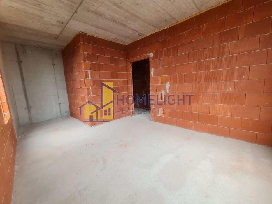 Тристаен апартамент в кв. Овча купел 2