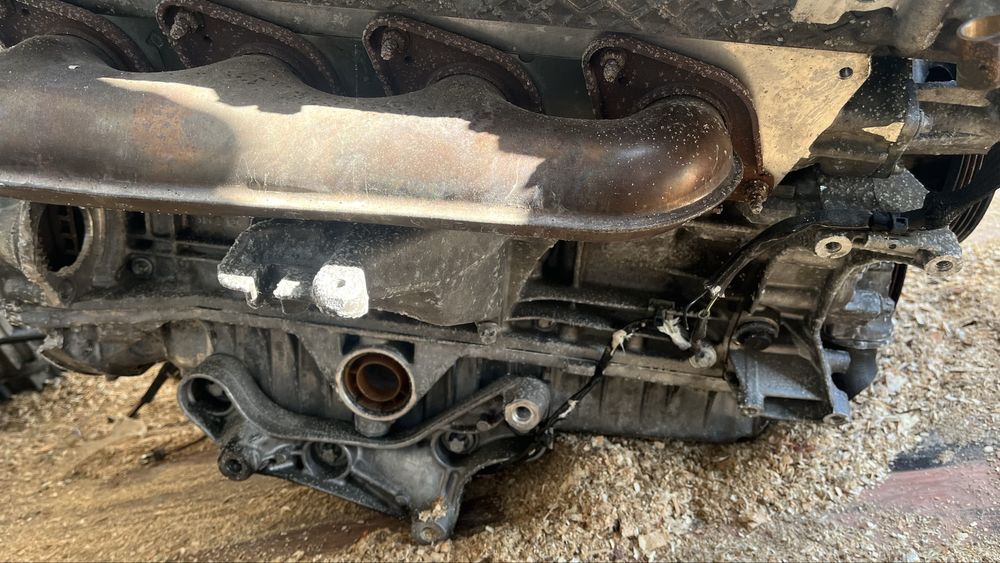 Двигатель мерседес 273 S class 221