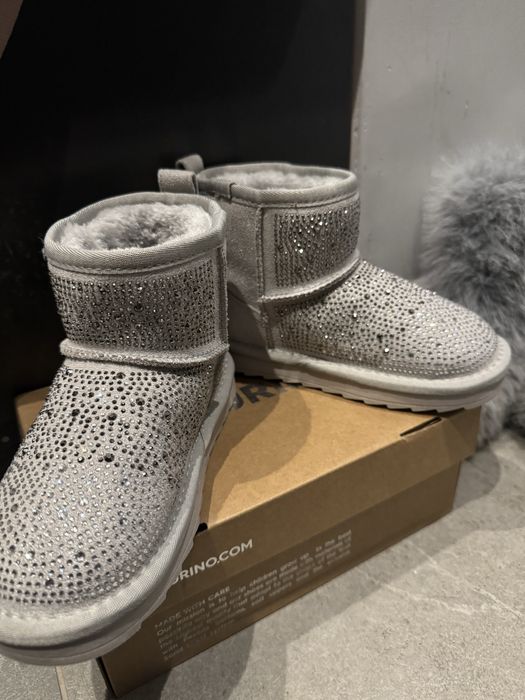 Блестящи ботуши