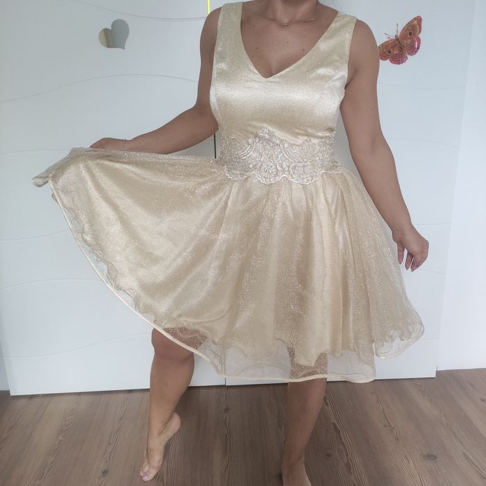 Vând rochie eleganta 38