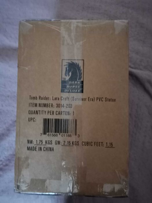Tomb raider survivor Dark Horse figure