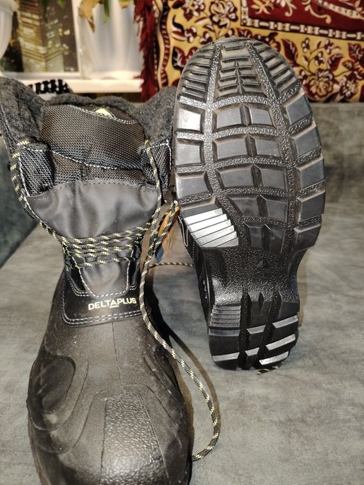 Продам Зимние берцы