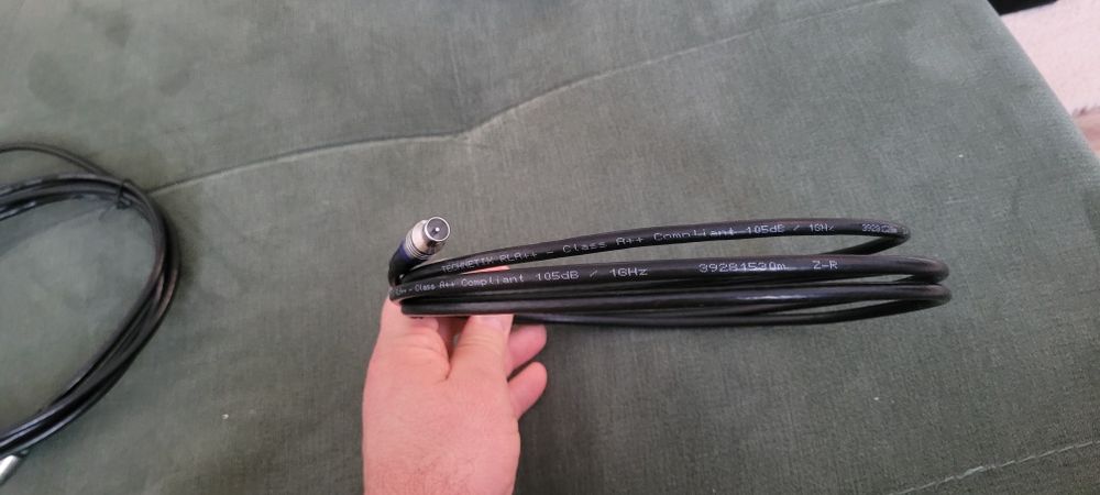 Cablu coaxial mufat 3metri. 2 bucati