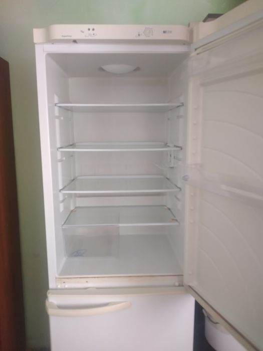 Продам холодильник б/у