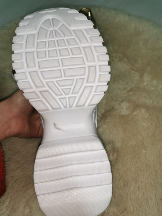 Adidași cu platforma