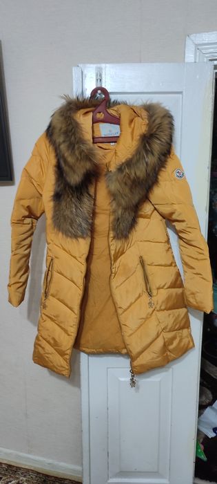 Пуховик монклер зима