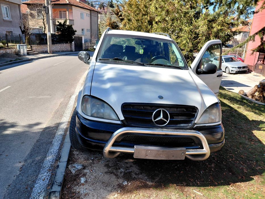 Продава на части ML 320 бензин газ проблем с автомата
