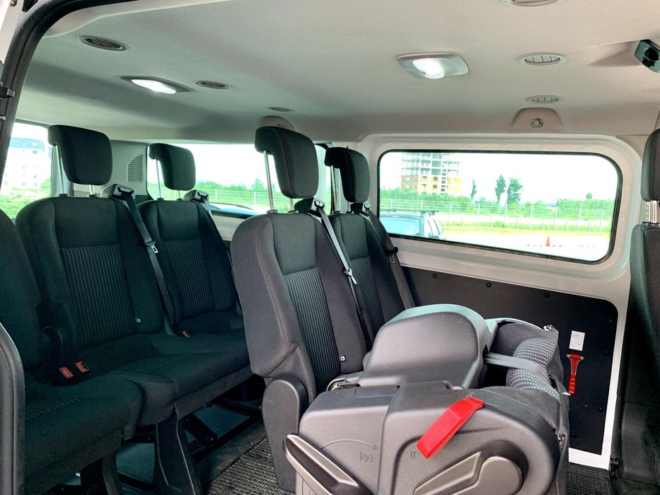 Inchiriere microbuz 9 locuri – FĂRĂ ȘOFER | Ideal pentru vacanțe în familie!  *preturi de la 70€/zi