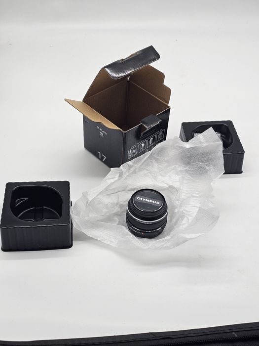 Obiectiv Olympus M.Zuiko Digital 17mm 1:1.8, Micro Four Thirds, pentru