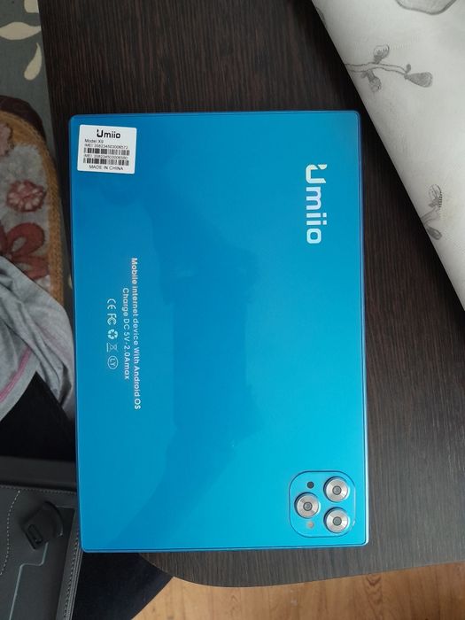 Планшет в очень новом состоянии