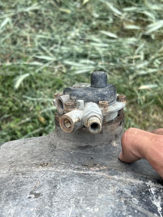 Продам газ балон на машину