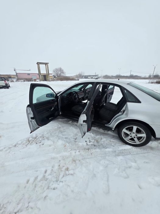 Vand audi a4 Masina funcioneaza impecabil