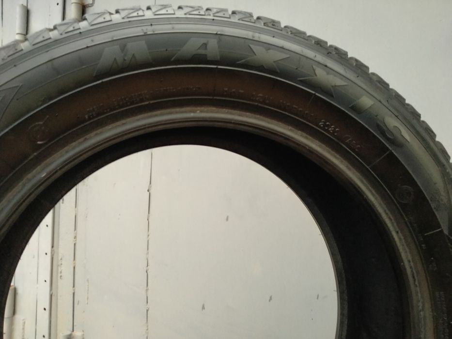 Резина Maxxis R-18