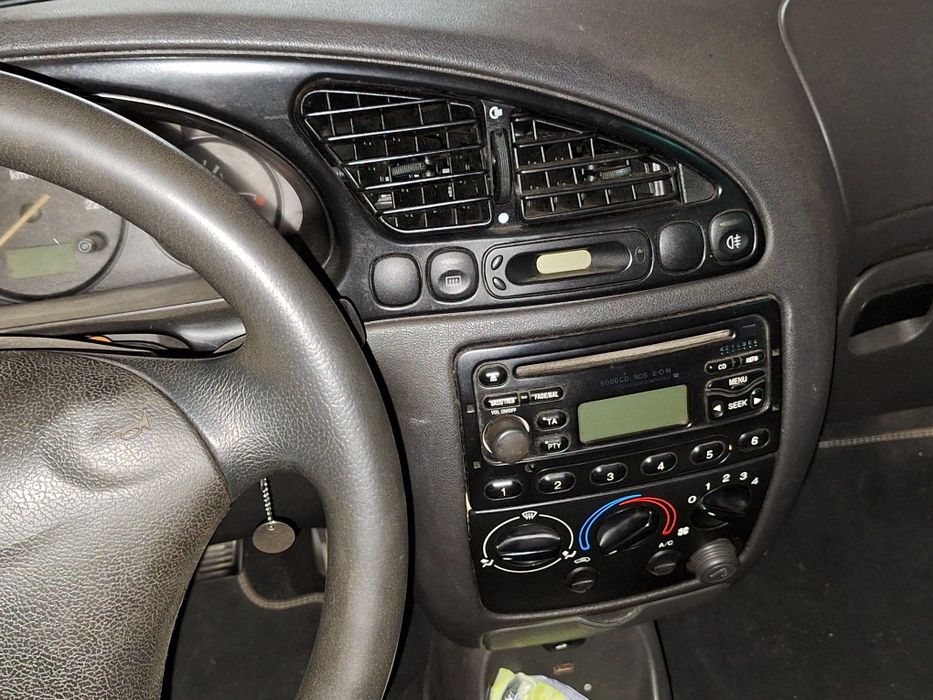 Titu, DB- Ford Focus de vanzare