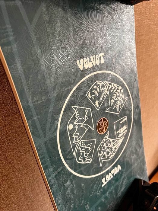 Сноуборд - Gnu Velvet 147cm