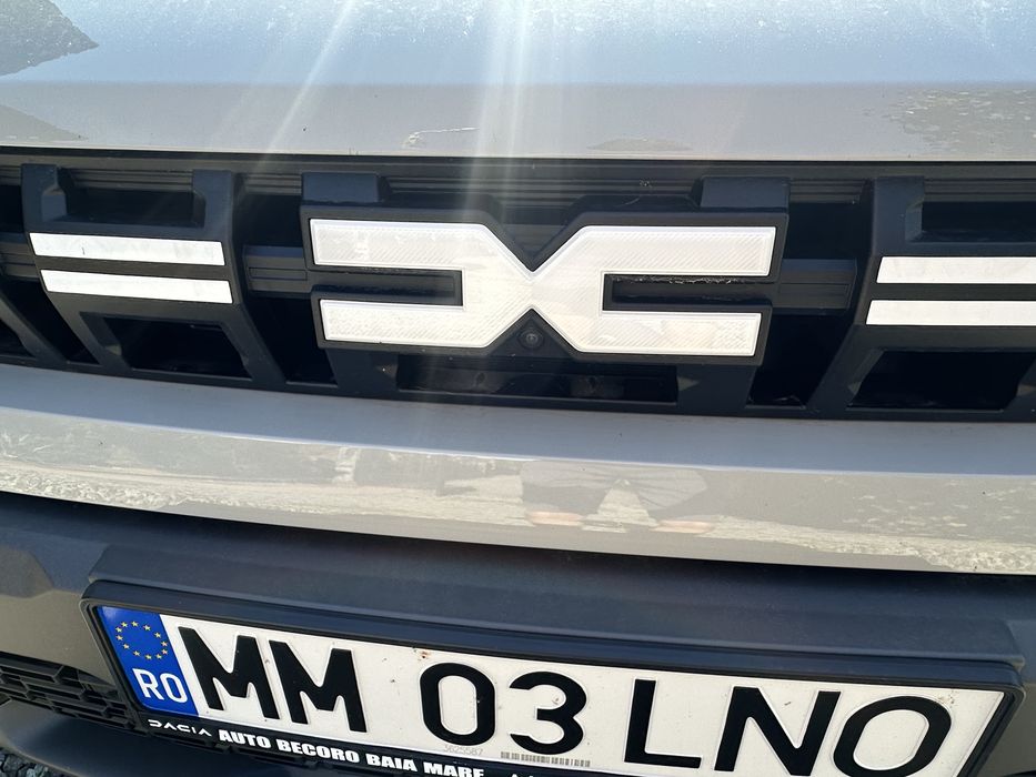 Dacia Duster Extreme Hybrid 140, 2025, automată, cârlig, garanție 2028