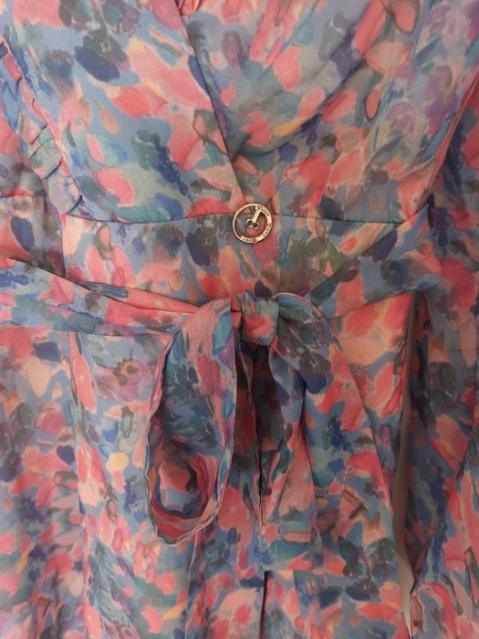 Стилна рокля Lucy