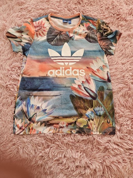 Екип.  на Аdidas