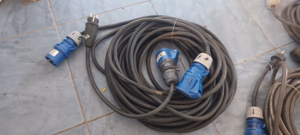 Scule flex ,cabluri etc..