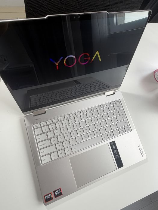 Lenovo Yoga 2-in-1 14” 2.8K  AI 7 350 | 32GB RAM | 1TB SSD | IMPECABIL + GARANȚIE