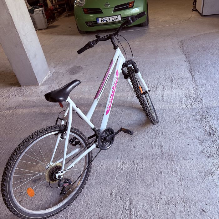 Vand bicicleta perfect functionala