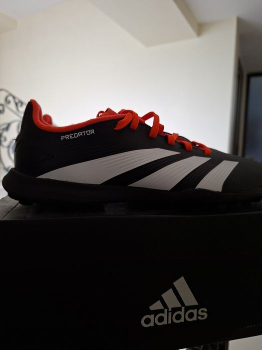 Футболни стоножки Adidas