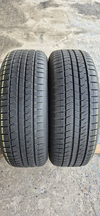 2 anvelope M+S Vredestein 245/65/17.Pretul este pe bucata.
