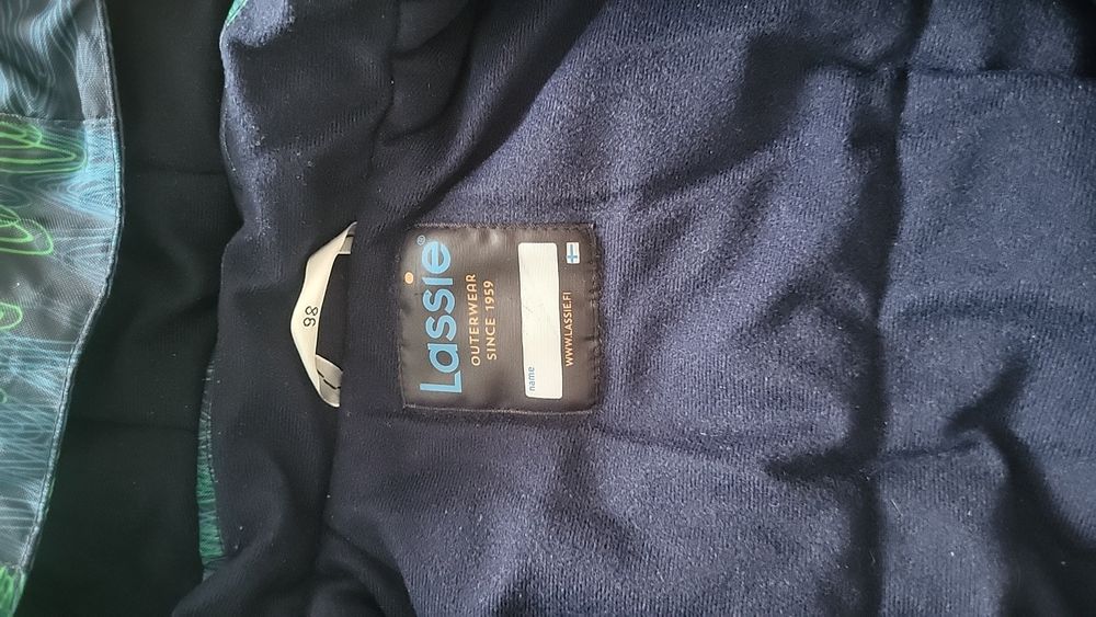 Продам комбинезон Lassie