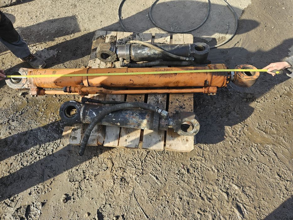 Продам гидроцилиндор