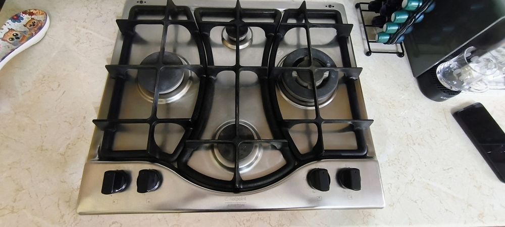 Plită incorporabila pe gaz Hotpoint Ariston