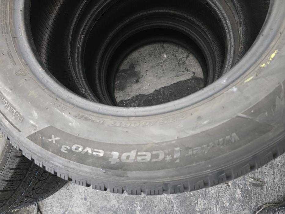 225.60.17 hankook m+s