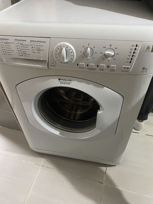 С / М автомат  LG . Есігі кілтеніп қалған