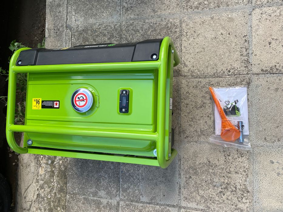 Нов Ел. Генератор FIELDMAN 2100 W в гаранция
