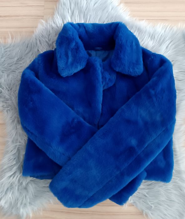 Късо кожухче .  .