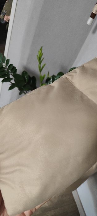 Продам парку женскую