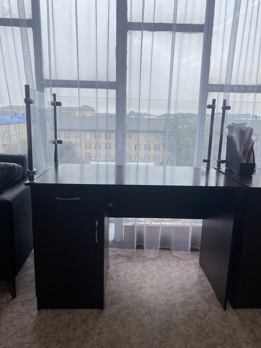 Продам офисные столы