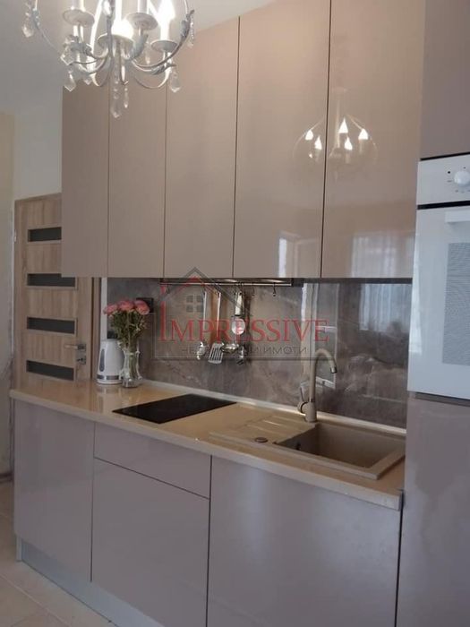 Дава се под наем Двустаен апартамент в Варна, Бриз - 63 кв.м за 612 € - Снимка #2