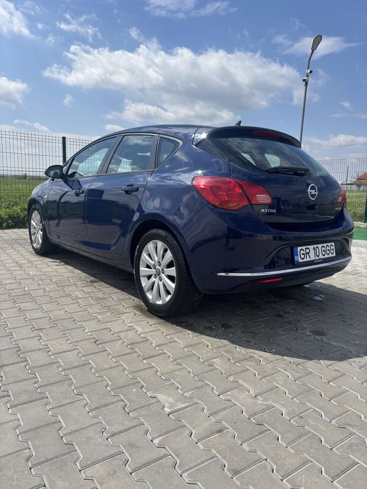 Opel astra j 1.7ecoflex 110cp