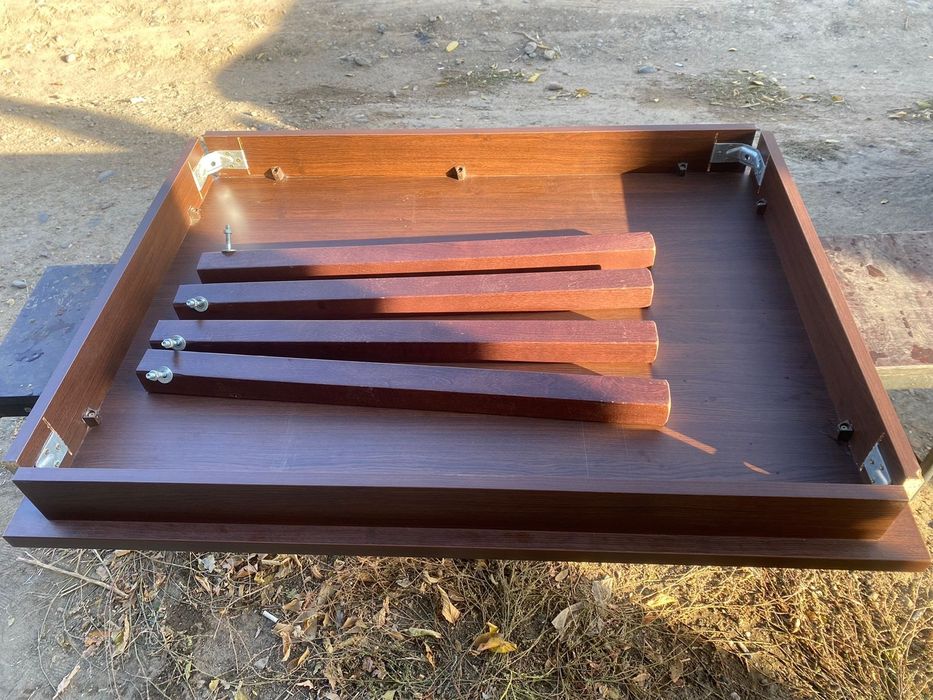 Продам польский кухонный стол